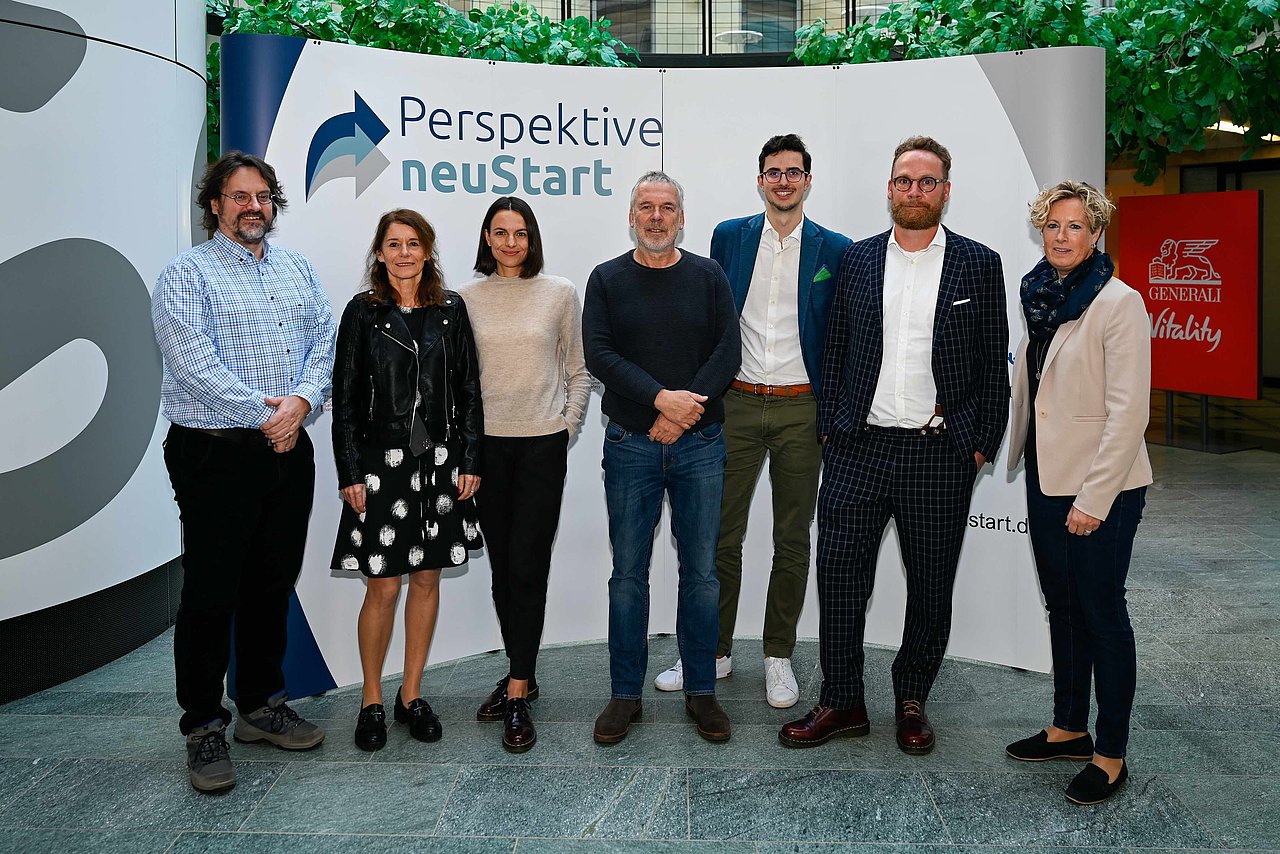 Gründungsmitglieder des Vereins Perspektive neuStart